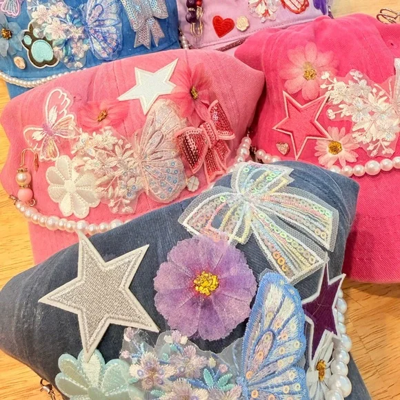 HANDMADE HATS - Picture 6 of 9